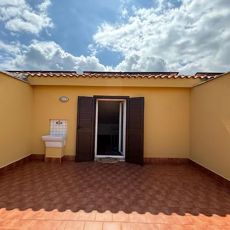 בית הארחה Mare House 3*