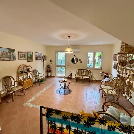 Mare House Penzion Aspra