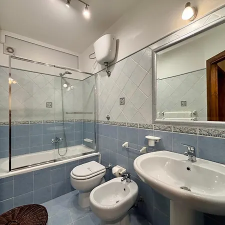 Aspra Mare House *